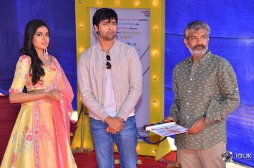 2 States Movie Opening